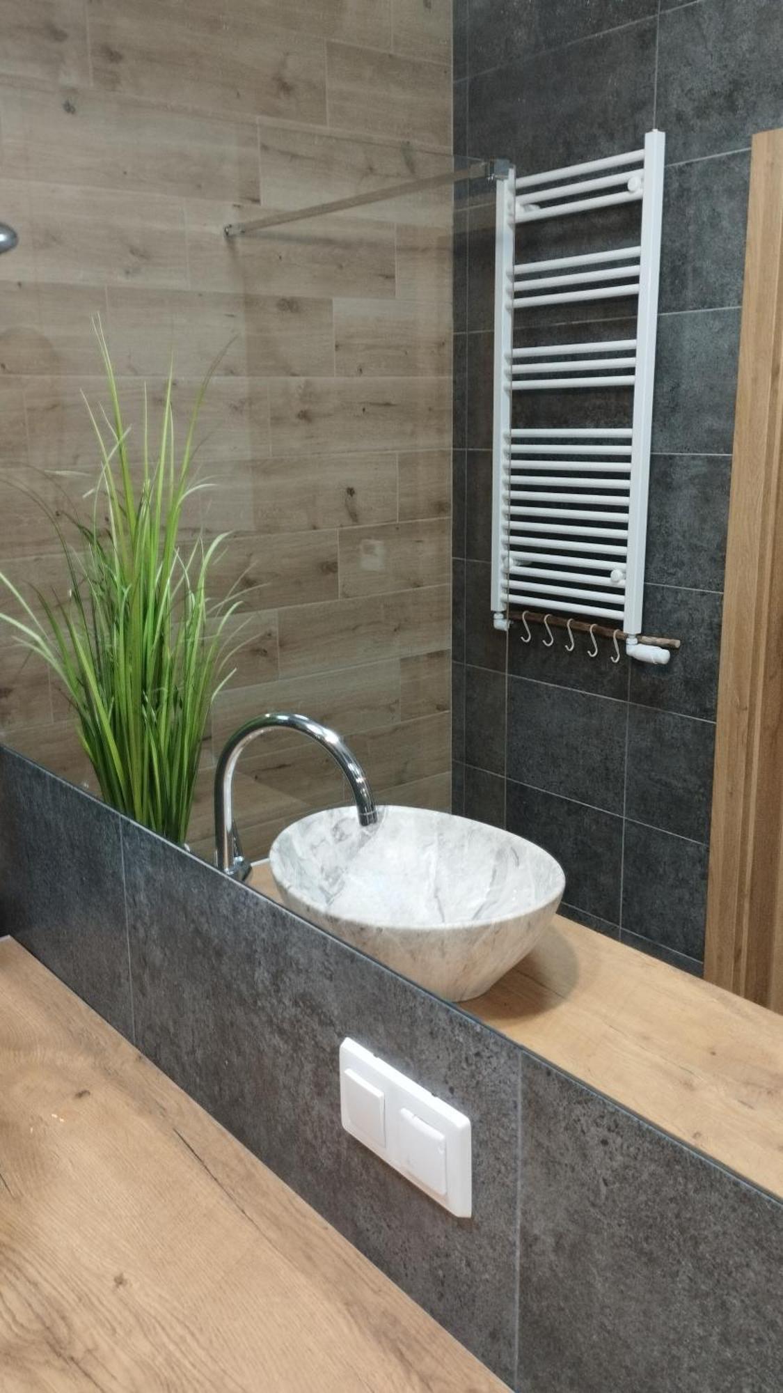 Platinum Apartment Pila